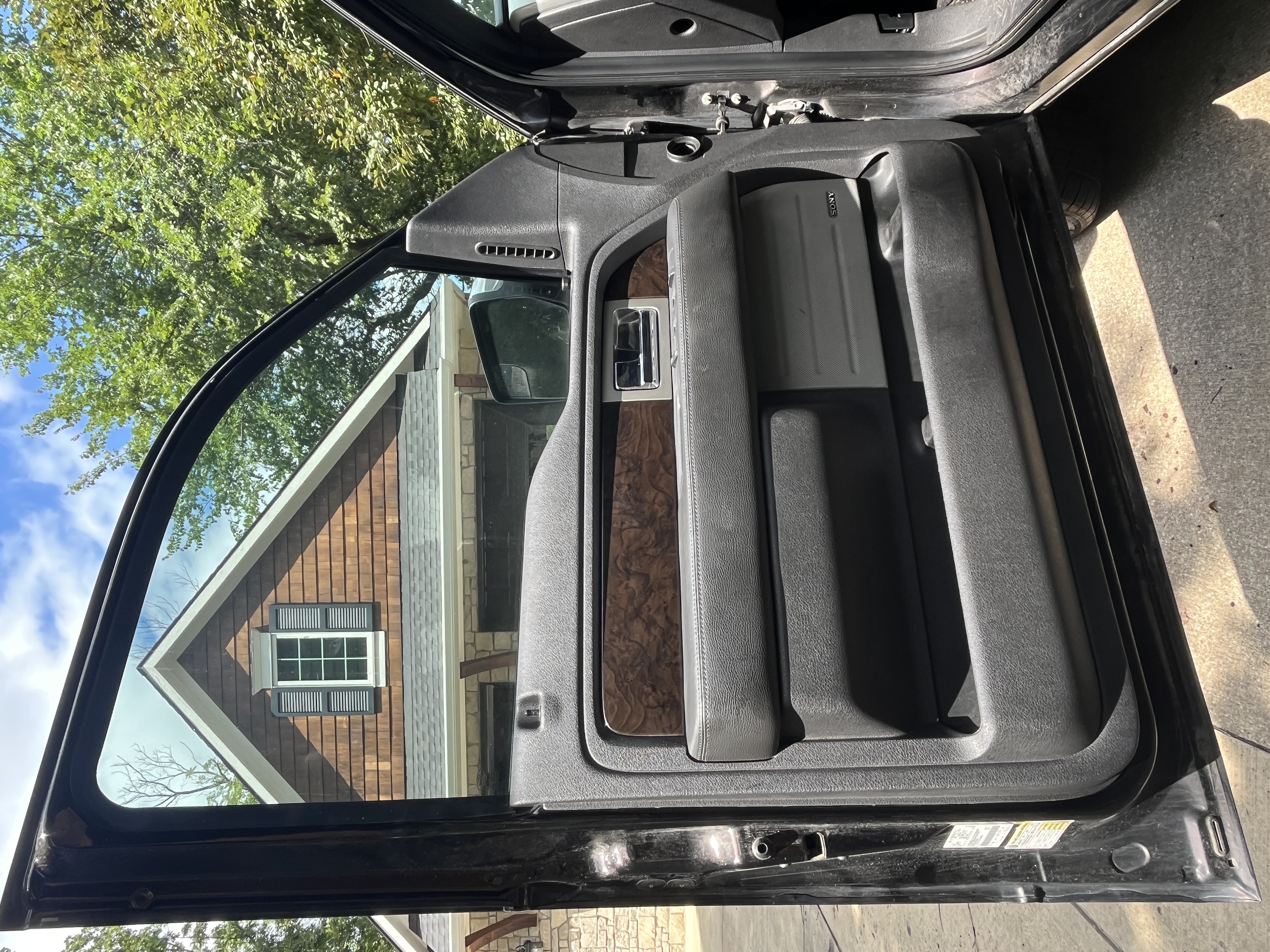 Used 2013 Ford F150 Platinum AWD/4WD image 20
