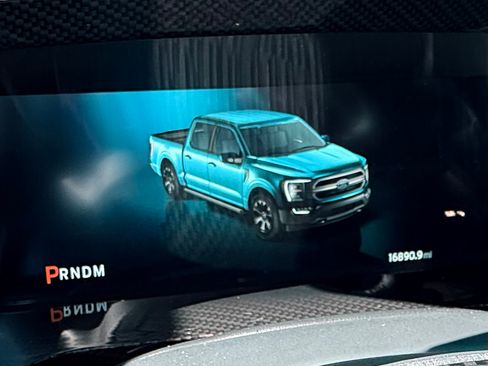 Used 2023 Ford F150 Lariat w/ Equipment Group 502A High image 14