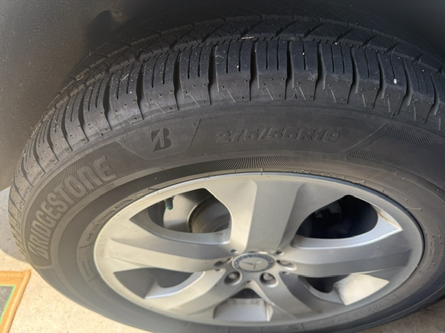 Used 2012 Mercedes-Benz GL 450 4MATIC image 11