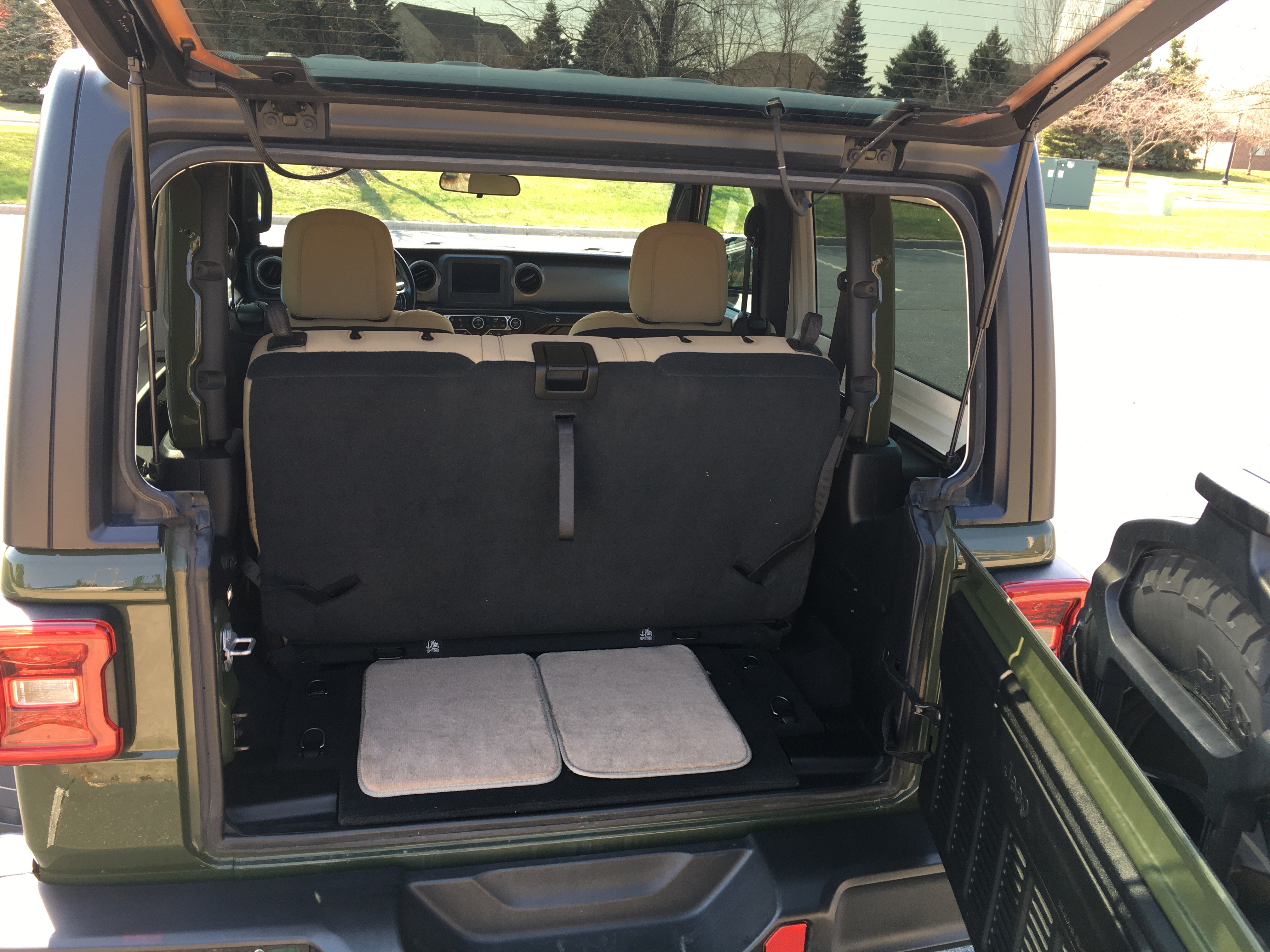 Used 2021 Jeep Wrangler Sport AWD/4WD image 10