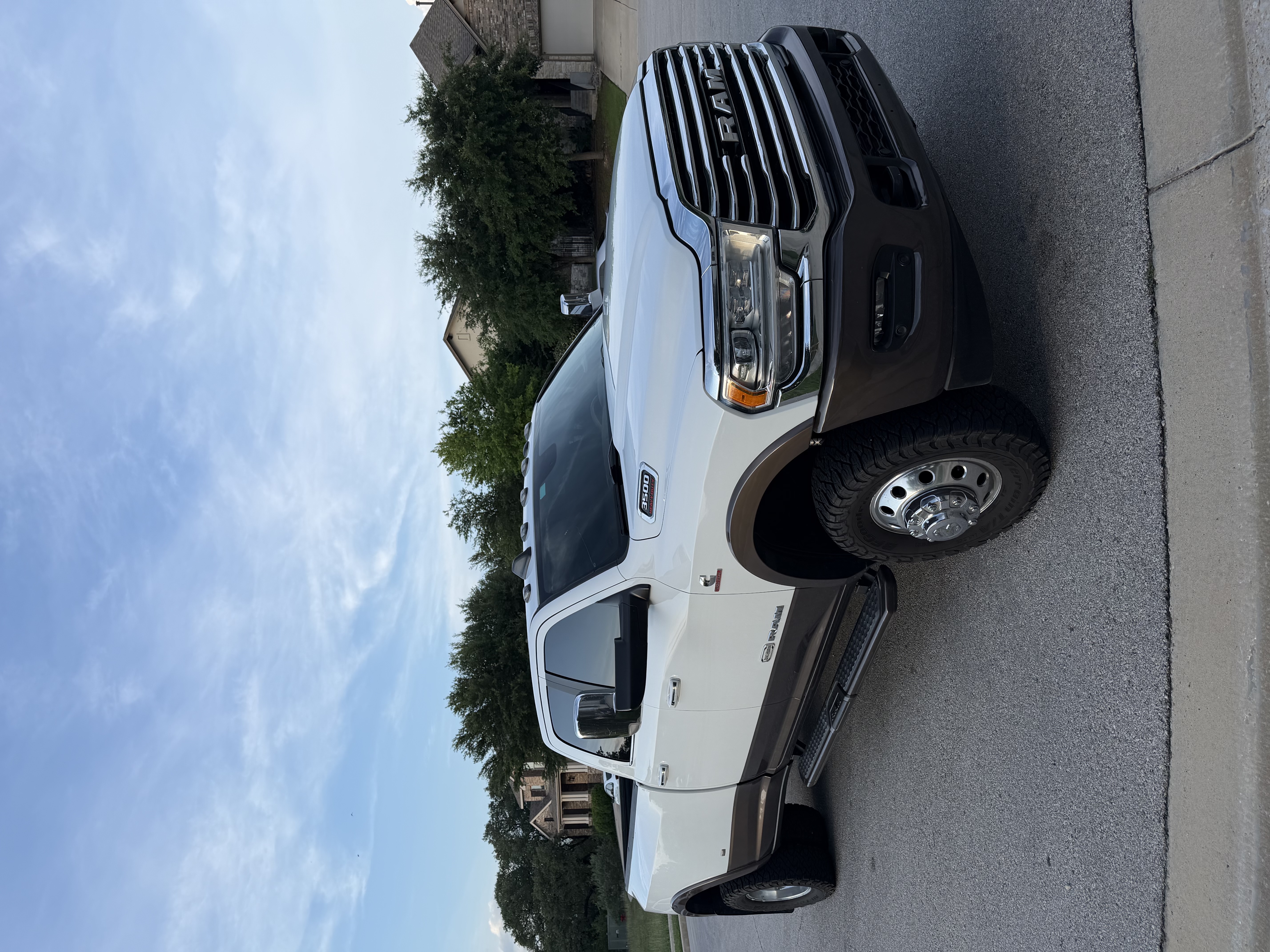 Used 2020 RAM 3500 Limited AWD/4WD image 1