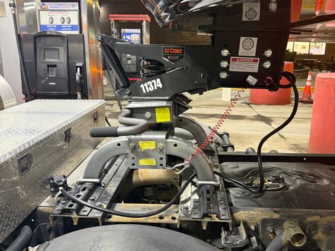 Used 2018 RAM 4500 Tradesman w/ Power & Remote Entry Group image 17