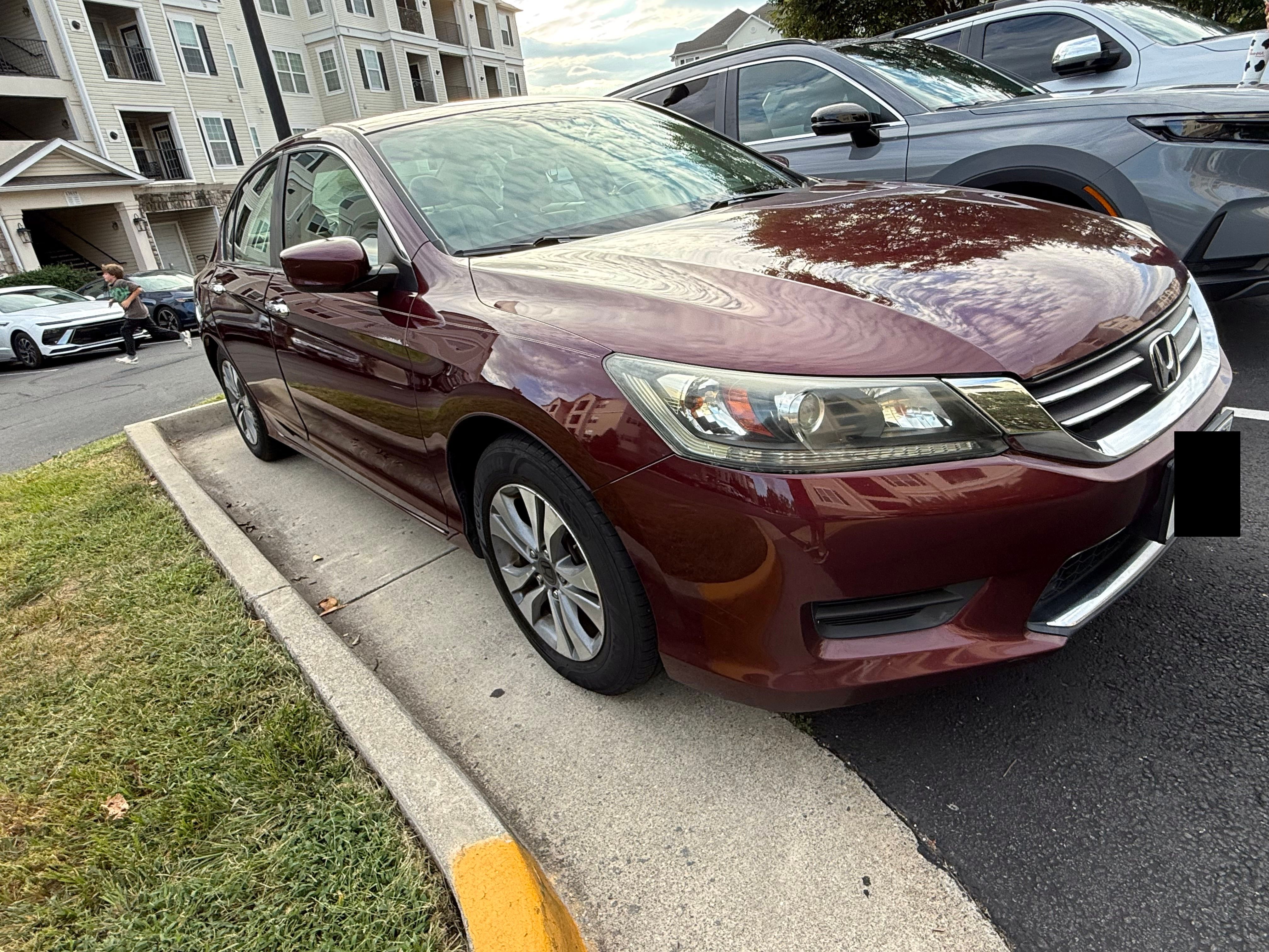 Used 2013 Honda Accord LX image 2