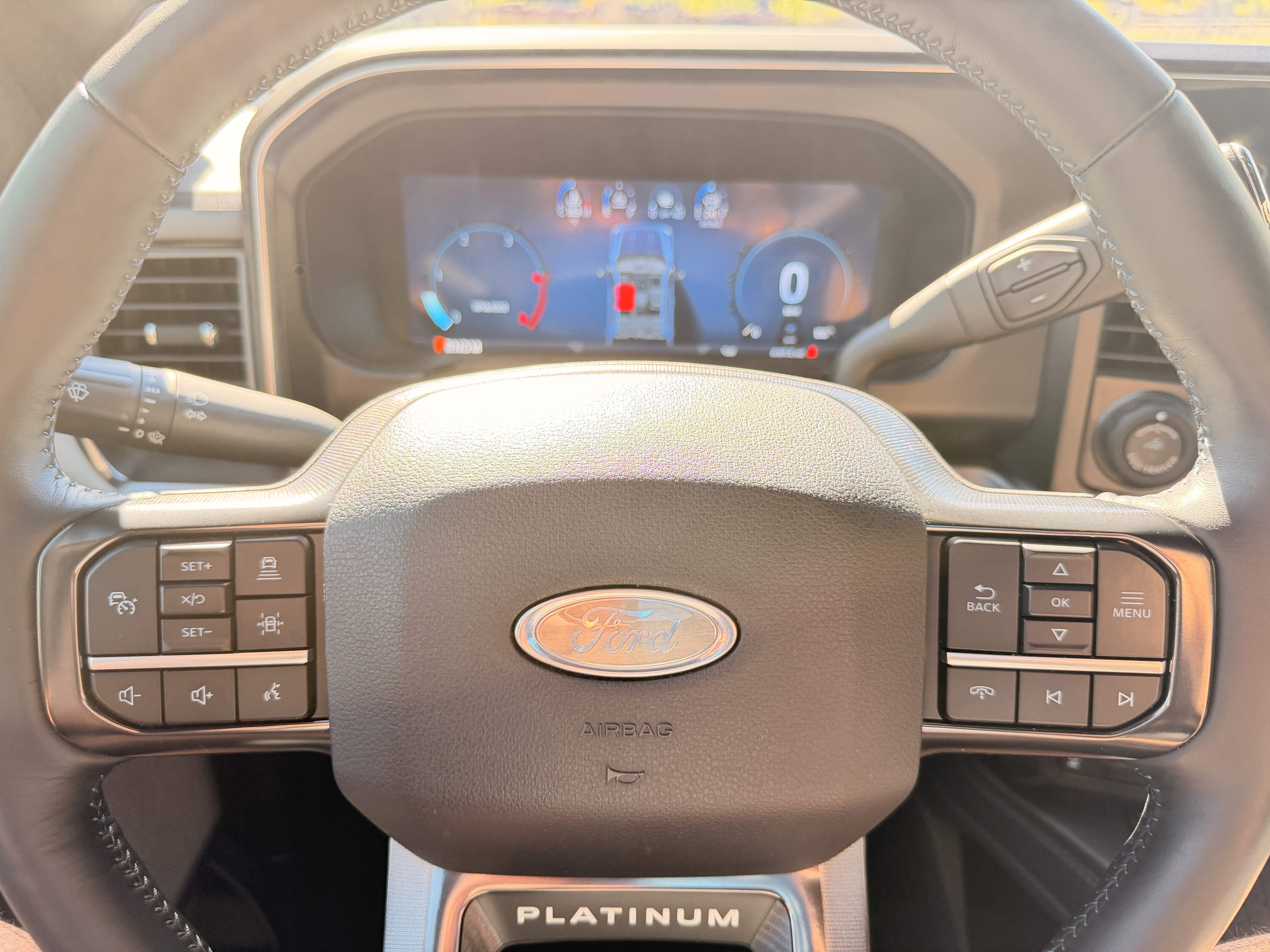 Used 2025 Ford F350 Platinum w/ Tremor Off-Road Package AWD/4WD image 21
