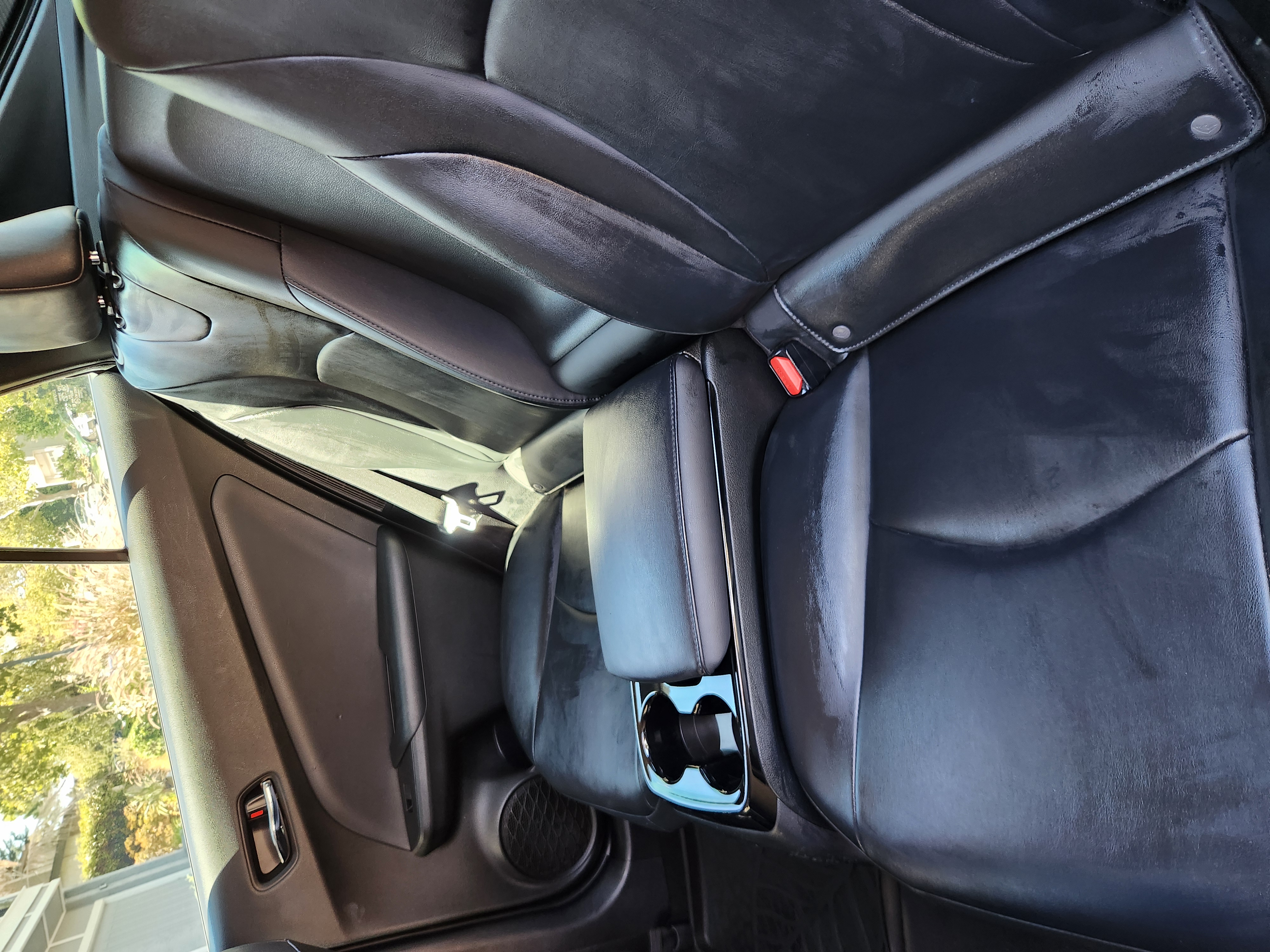Used 2019 Toyota Prius Prime Advanced FWD image 12