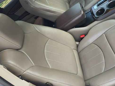 Used 2016 GMC Acadia Denali image 10