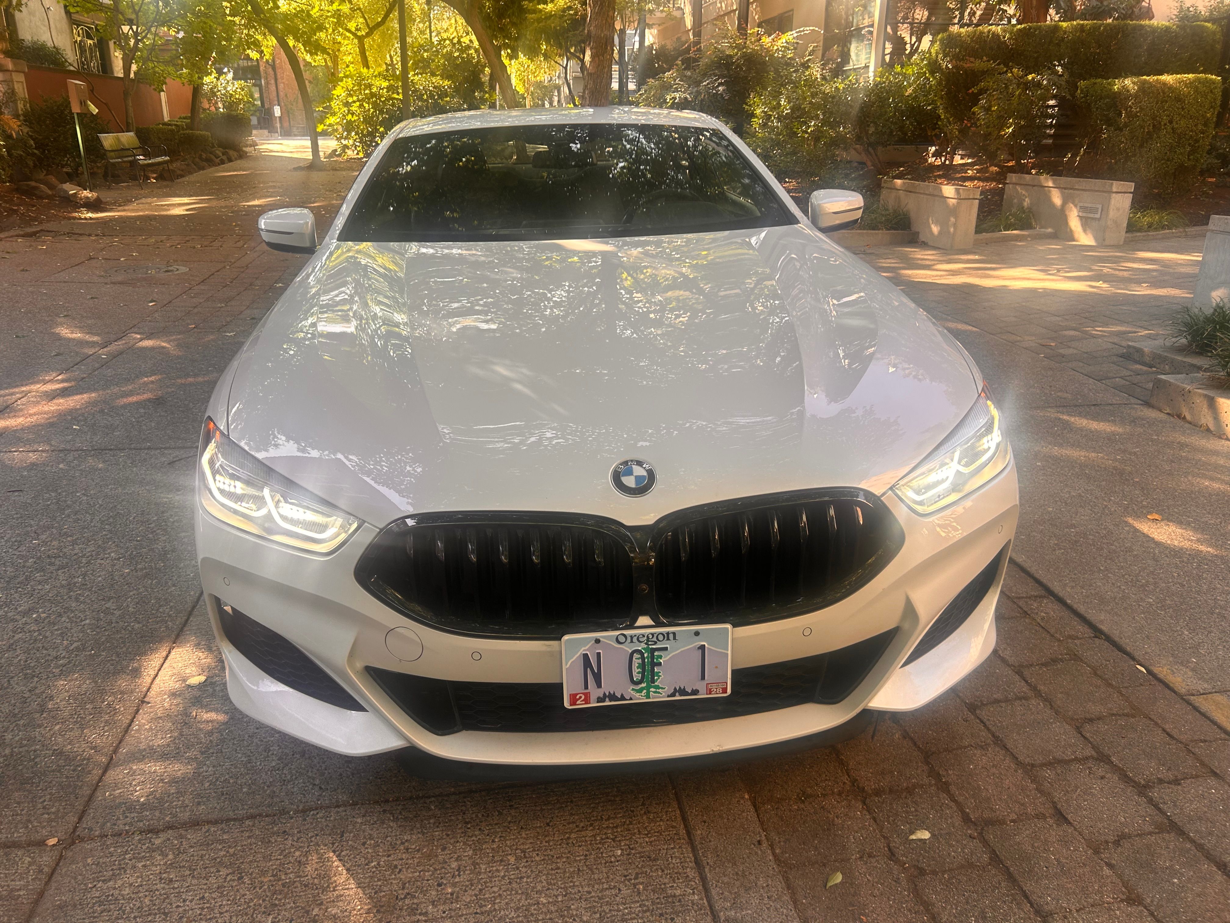 Used 2019 BMW M850i xDrive Coupe w/ Driving Assistance Package AWD/4WD image 4