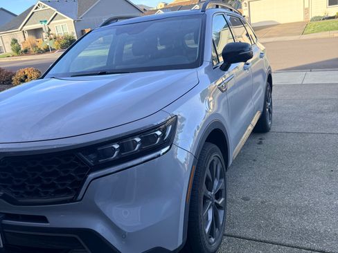 Used 2023 Kia Sorento SX Prestige image 4