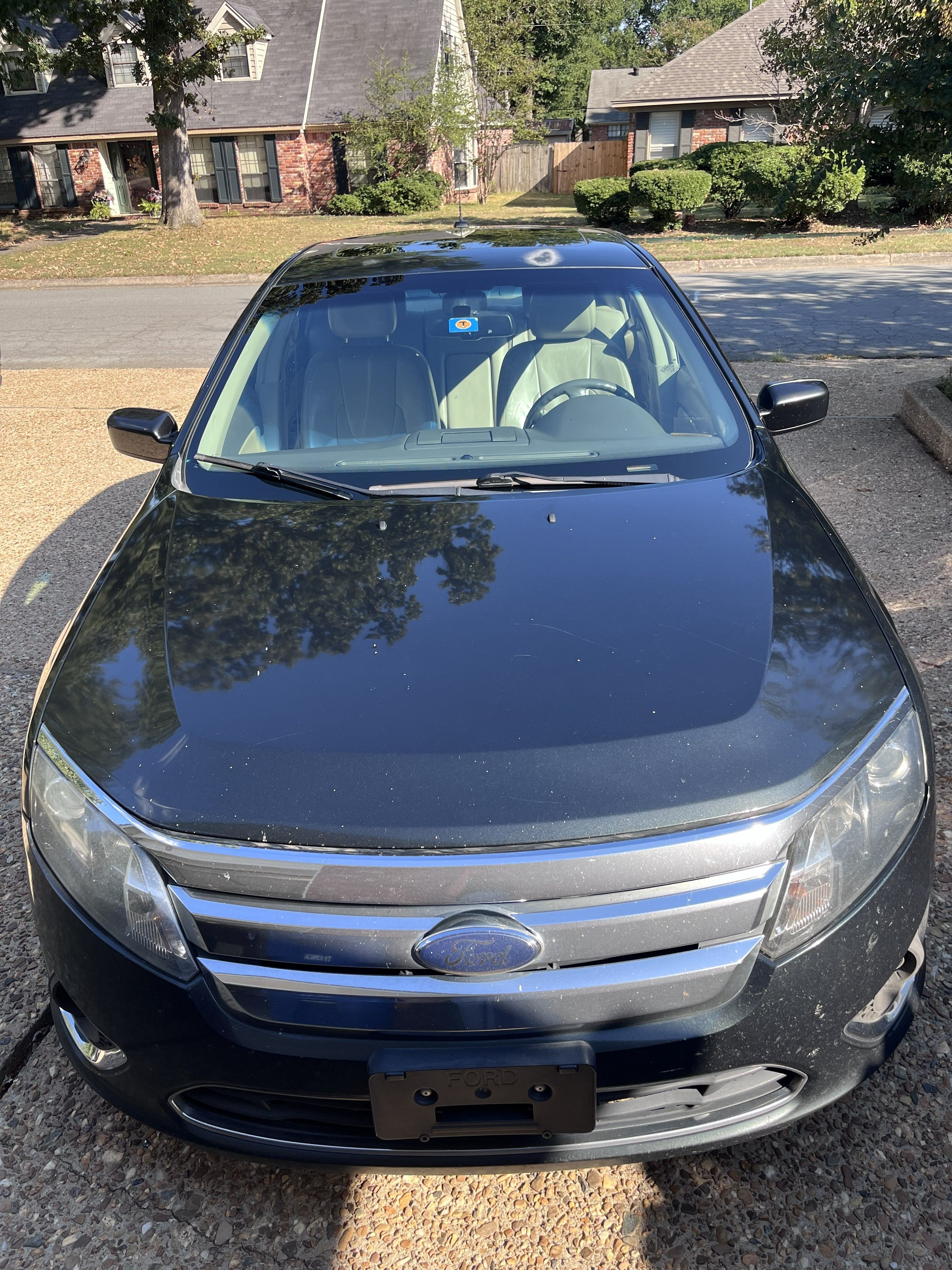 Used 2010 Ford Fusion Hybrid FWD image 2