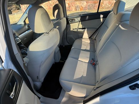 Used 2016 Subaru Impreza 2.0i Premium image 16