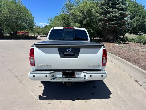 Used 2018 Nissan Frontier PRO-4X AWD/4WD image 5