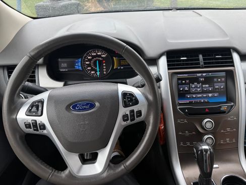 Used 2014 Ford Edge SEL w/ Equipment Group 205A FWD image 5