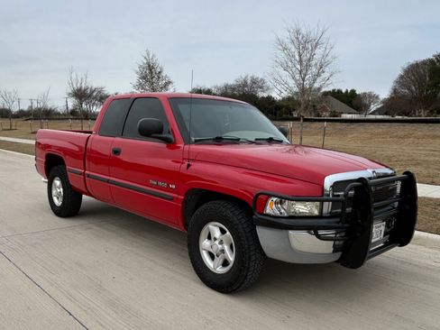 Used 1999 Dodge Ram 1500 Truck 2WD Quad Cab image 4