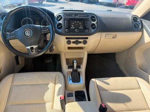 Used 2013 Volkswagen Tiguan S FWD image 4