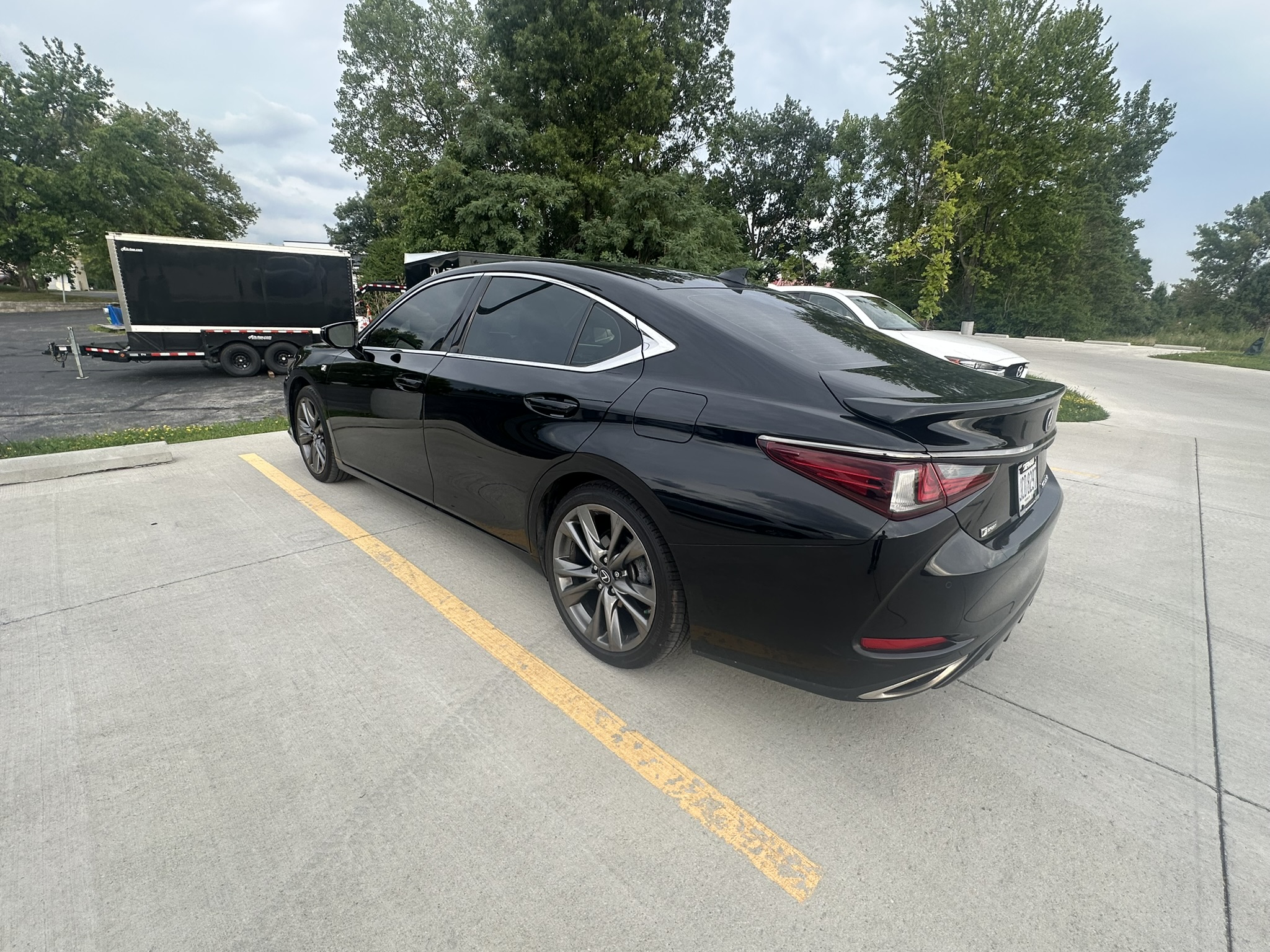 Used 2021 Lexus ES 350 F Sport w/ Accessory Package 2 FWD image 4