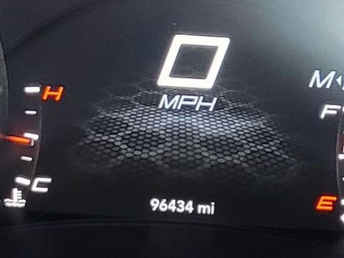 Used 2018 Dodge Charger GT image 9