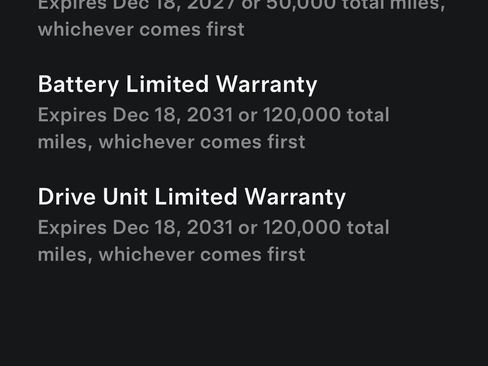 Used 2023 Tesla Model Y Performance image 2