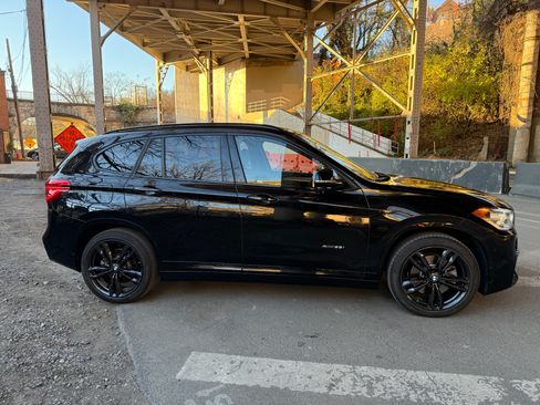 Used 2017 BMW X1 xDrive28i image 6