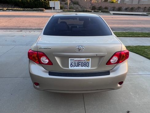 Used 2009 Toyota Corolla image 4