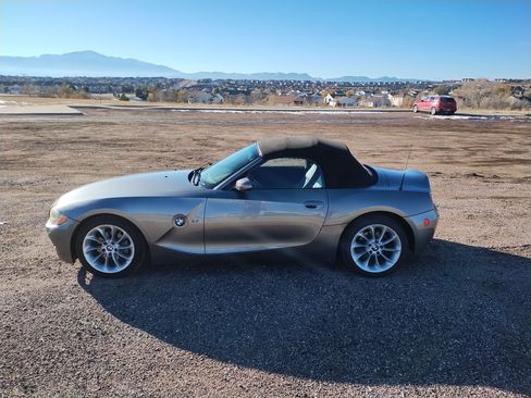 Used 2003 BMW Z4 2.5i RWD image 6