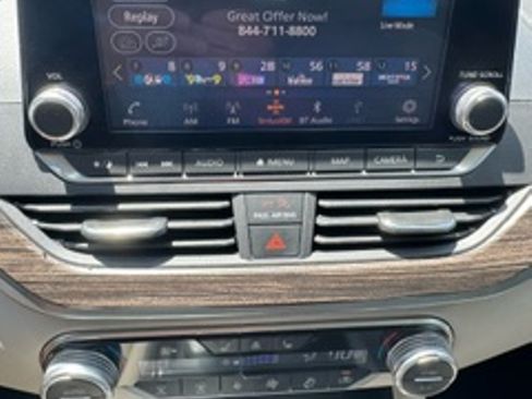 Used 2022 Nissan Altima 2.5 SL FWD image 16