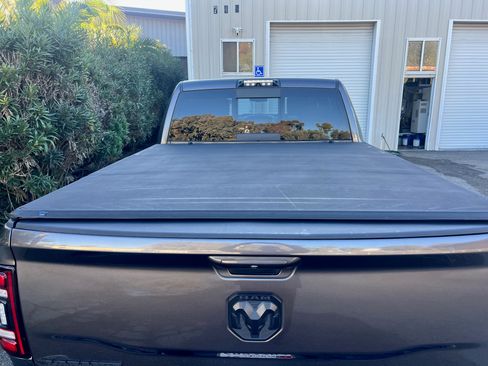 Used 2021 RAM 2500 Laramie w/ Night Edition image 5