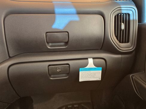 Used 2024 Chevrolet Silverado 2500 W/T image 24