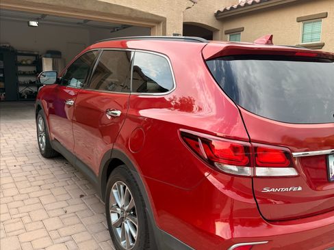 Used 2018 Hyundai Santa Fe SE AWD/4WD image 8