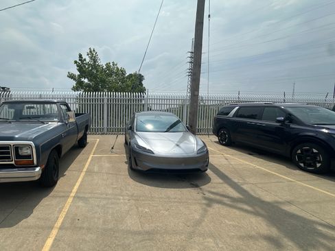 Used 2024 Tesla Model 3 Performance image 6