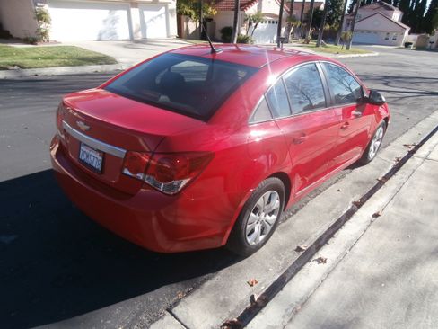 Used 2014 Chevrolet Cruze LS image 6