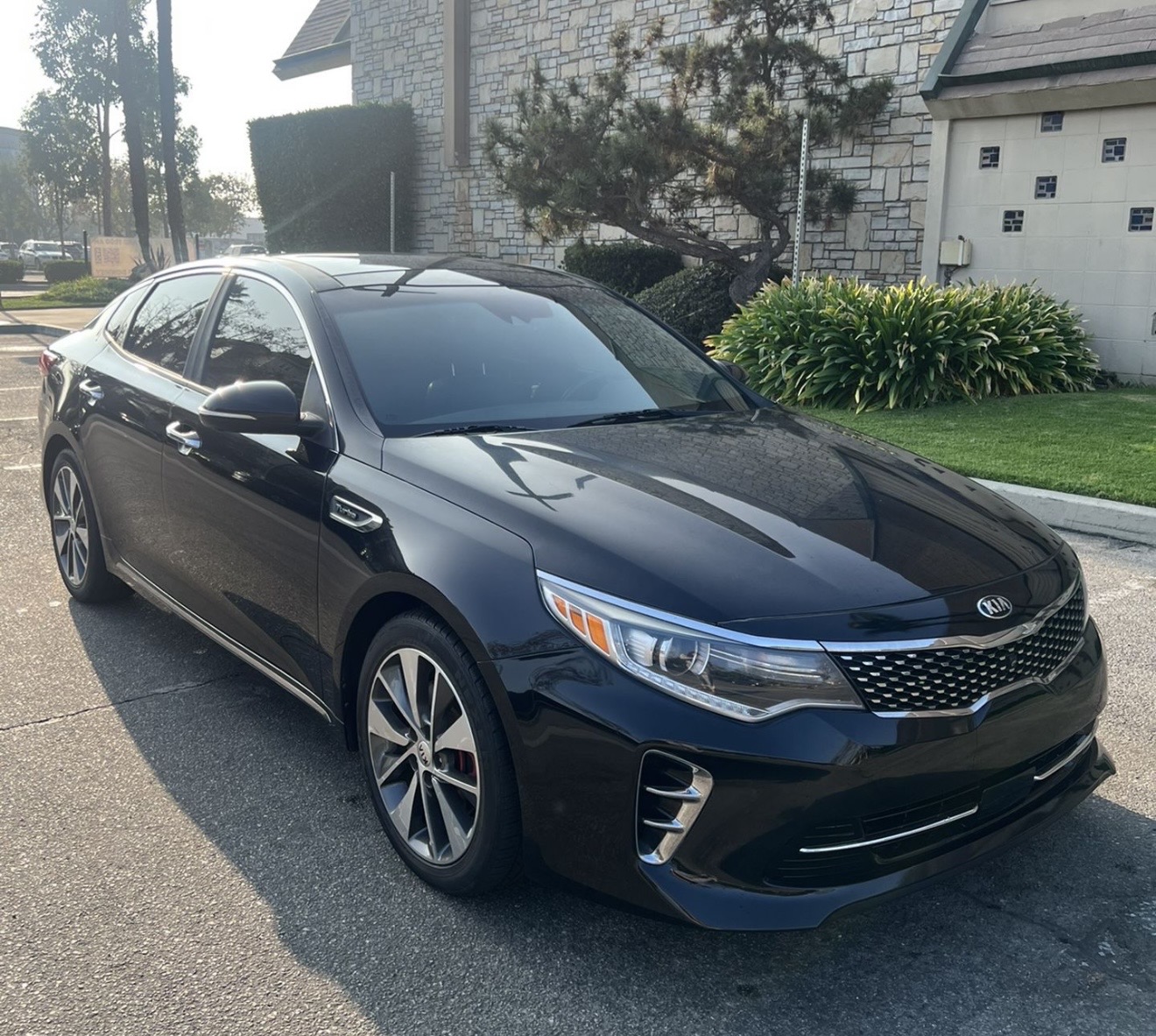 Used 2016 Kia Optima SX FWD image 1