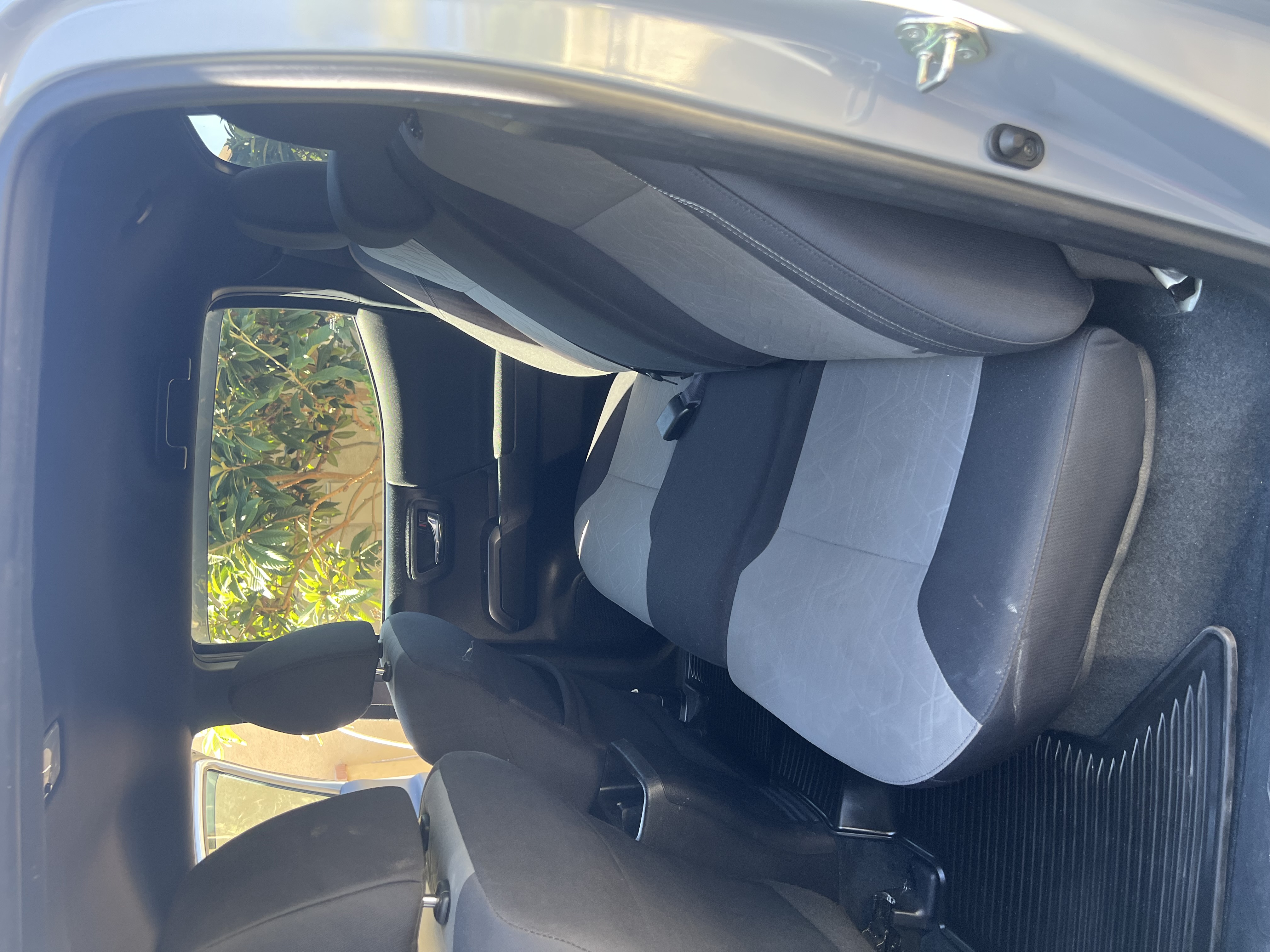 Used 2020 Toyota Tacoma TRD Sport w/ Technology Package RWD image 13