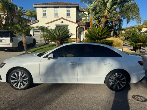 Used 2021 Audi A4 2.0T Premium w/ Convenience Package AWD/4WD image 4