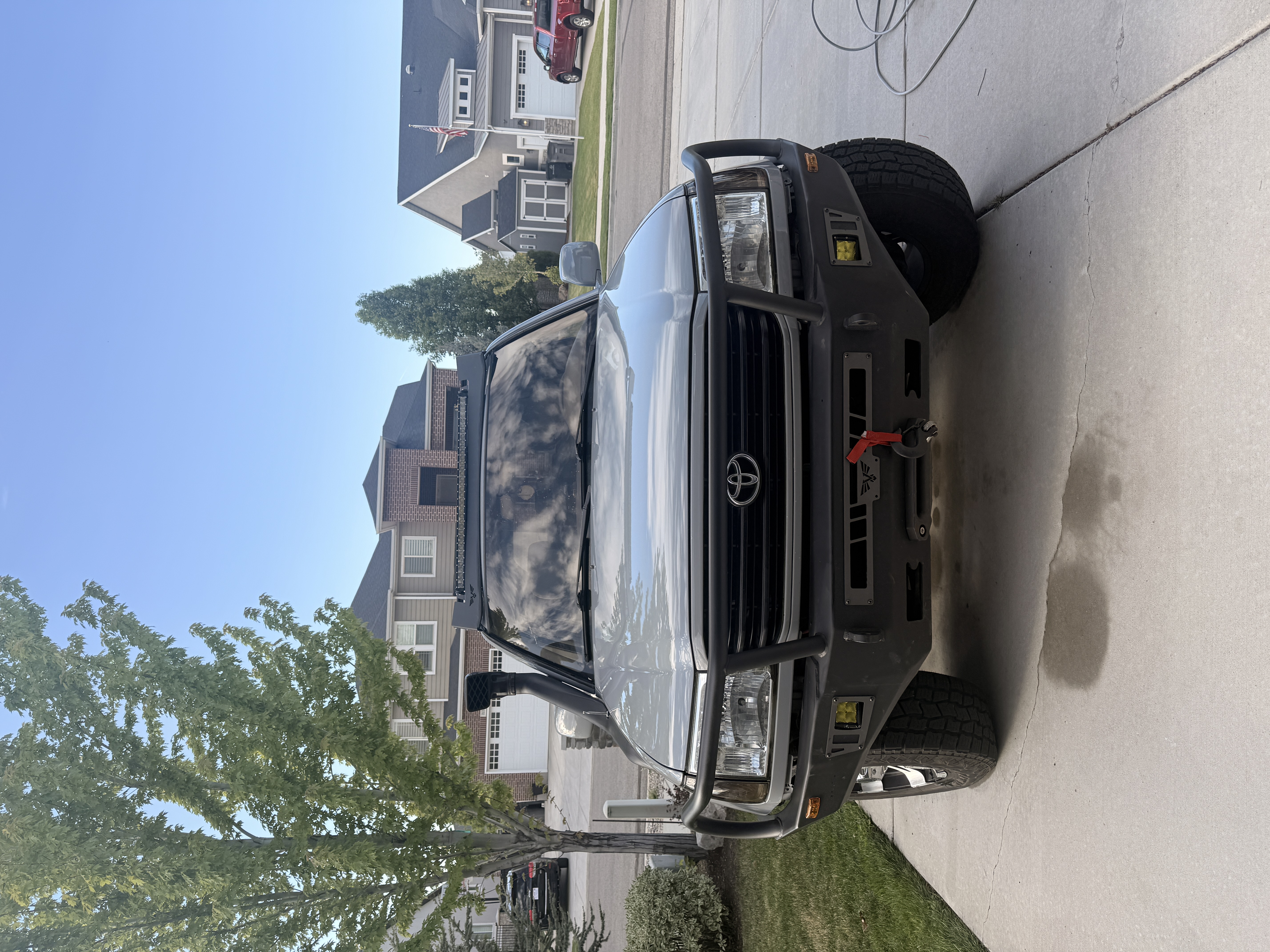Used 1999 Toyota Land Cruiser w/ Leather Trim Pkg AWD/4WD image 6