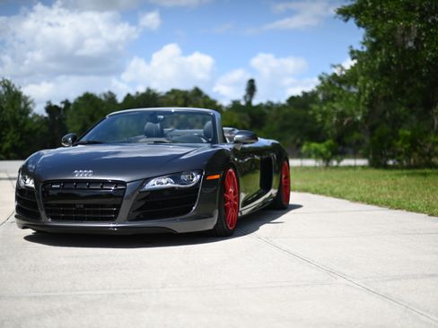 Used 2011 Audi R8 V10 image 9