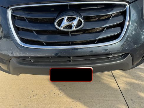 Used 2011 Hyundai Santa Fe GLS image 8