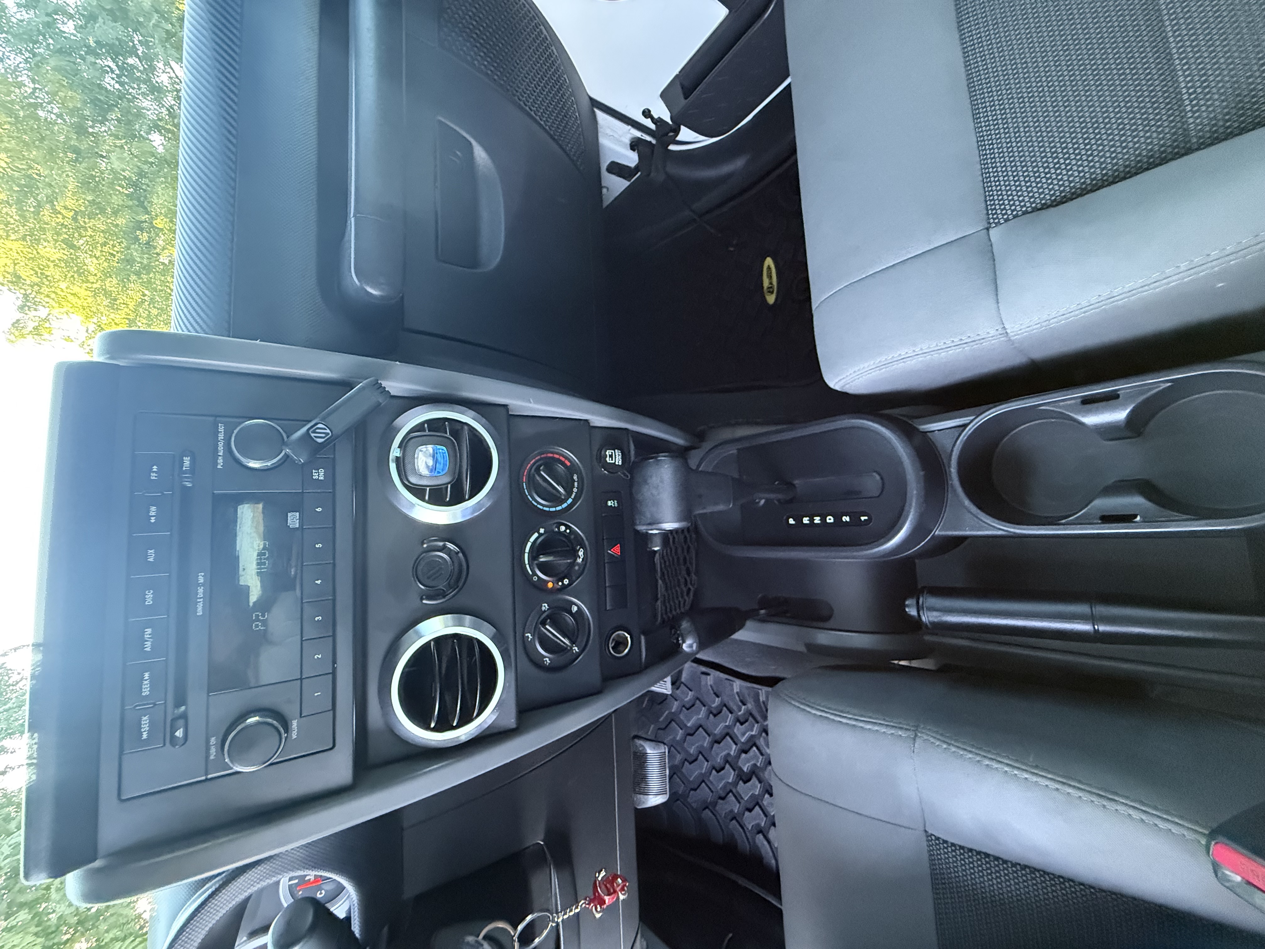 Used 2010 Jeep Wrangler Unlimited Sport AWD/4WD image 22