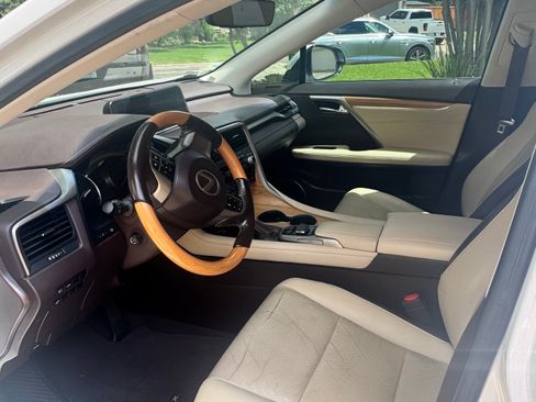 Used 2018 Lexus RX 350L FWD image 6