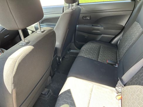 Used 2022 Mitsubishi Outlander Sport LE FWD image 16