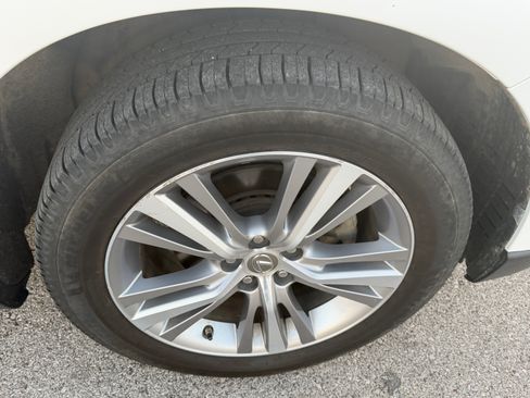 Used 2015 Lexus RX 450h AWD image 22