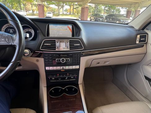 Used 2014 Mercedes-Benz E 350 Cabriolet image 20