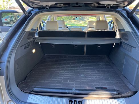 Used 2020 Lincoln Nautilus Reserve w/ Equipment Group 201A image 10