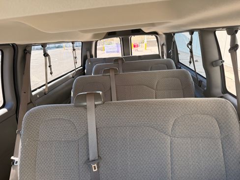 Used 2019 Chevrolet Express 3500 LS image 11
