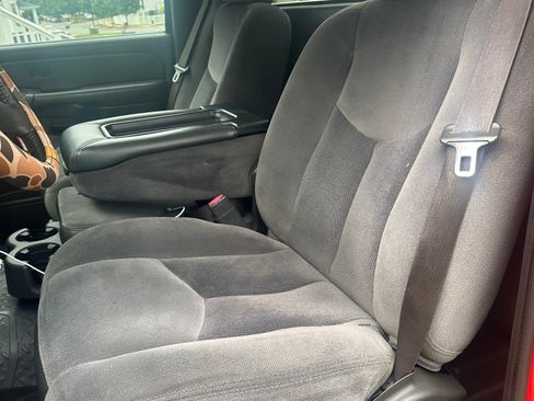 Used 2006 GMC Sierra 1500 SLE w/ Light Duty Power Package image 9