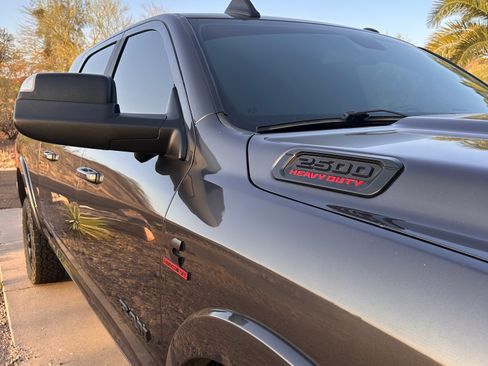 Used 2020 RAM 2500 Laramie w/ Night Edition image 9