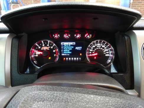 Used 2014 Ford F150 FX4 w/ Equipment Group 402A Luxury image 10