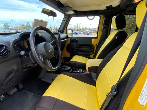 Used 2008 Jeep Wrangler Unlimited X image 9