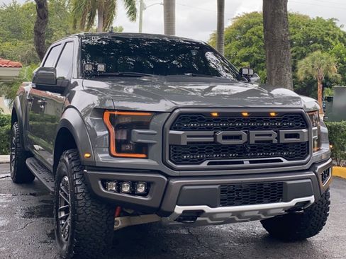 Used 2020 Ford F150 Raptor w/ Equipment Group 802A Luxury AWD/4WD image 1