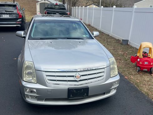 Used 2007 Cadillac STS w/ Preferred Equipment Group image 8