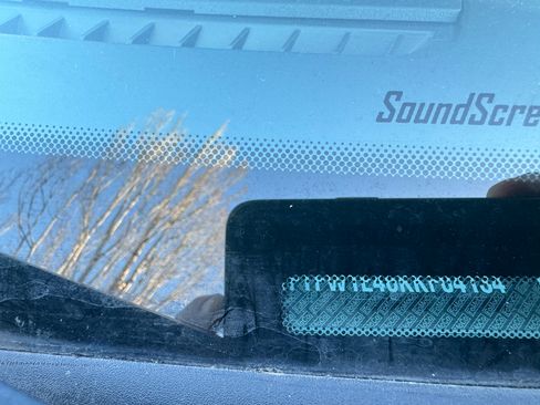 Used 2019 Ford F150 Lariat w/ Equipment Group 502A Luxury image 13